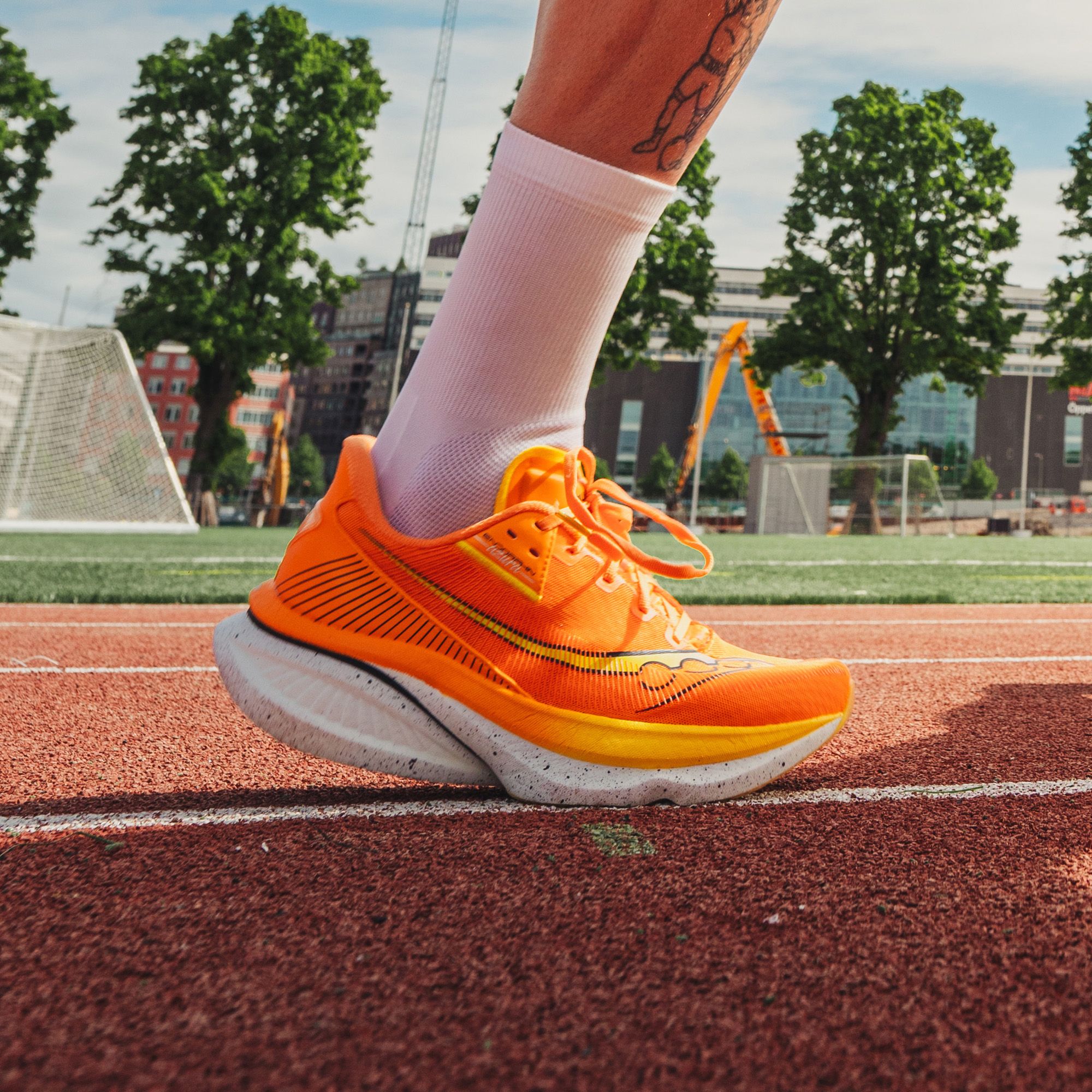 Saucony Endorphin Azura M Löparskor - Bild 5